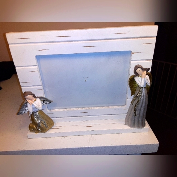unmarked Other - White wooden Angel picture frame, holds 5 x 7 photo